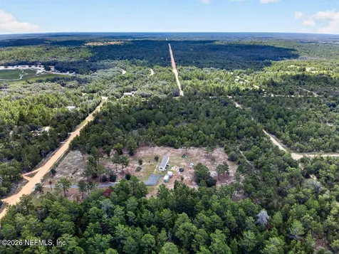 323 Lily Trail Interlachen FL 32148