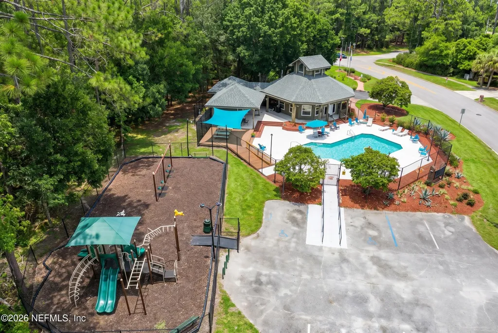 5851 Las Counts Court Jacksonville FL 32222