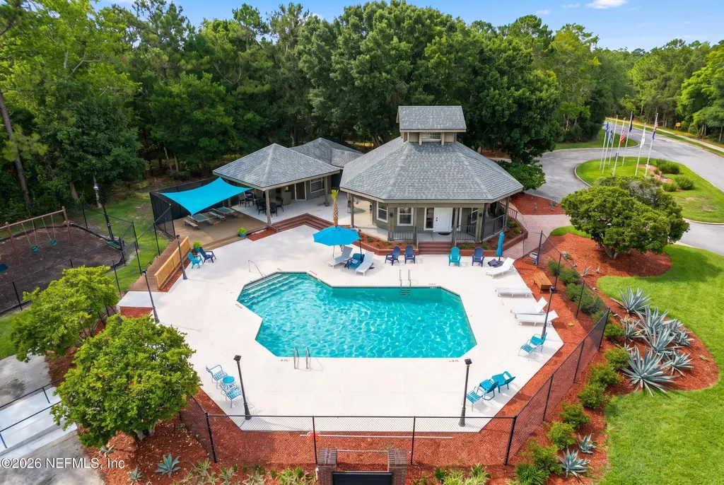5851 Las Counts Court Jacksonville FL 32222