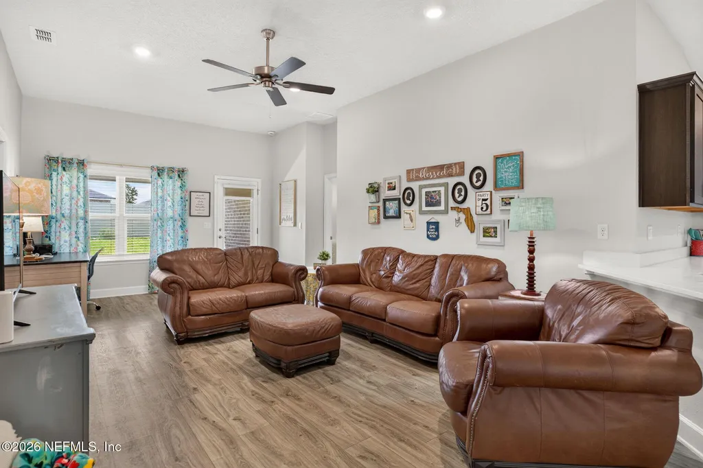 3145 Laurel Springs Drive Green Cove Springs FL 32043