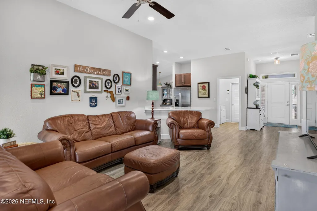 3145 Laurel Springs Drive Green Cove Springs FL 32043