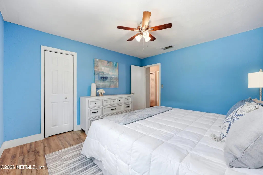 1374 Main Street Atlantic Beach FL 32233
