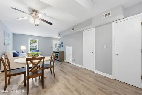 1374 Main Street Atlantic Beach FL 32233