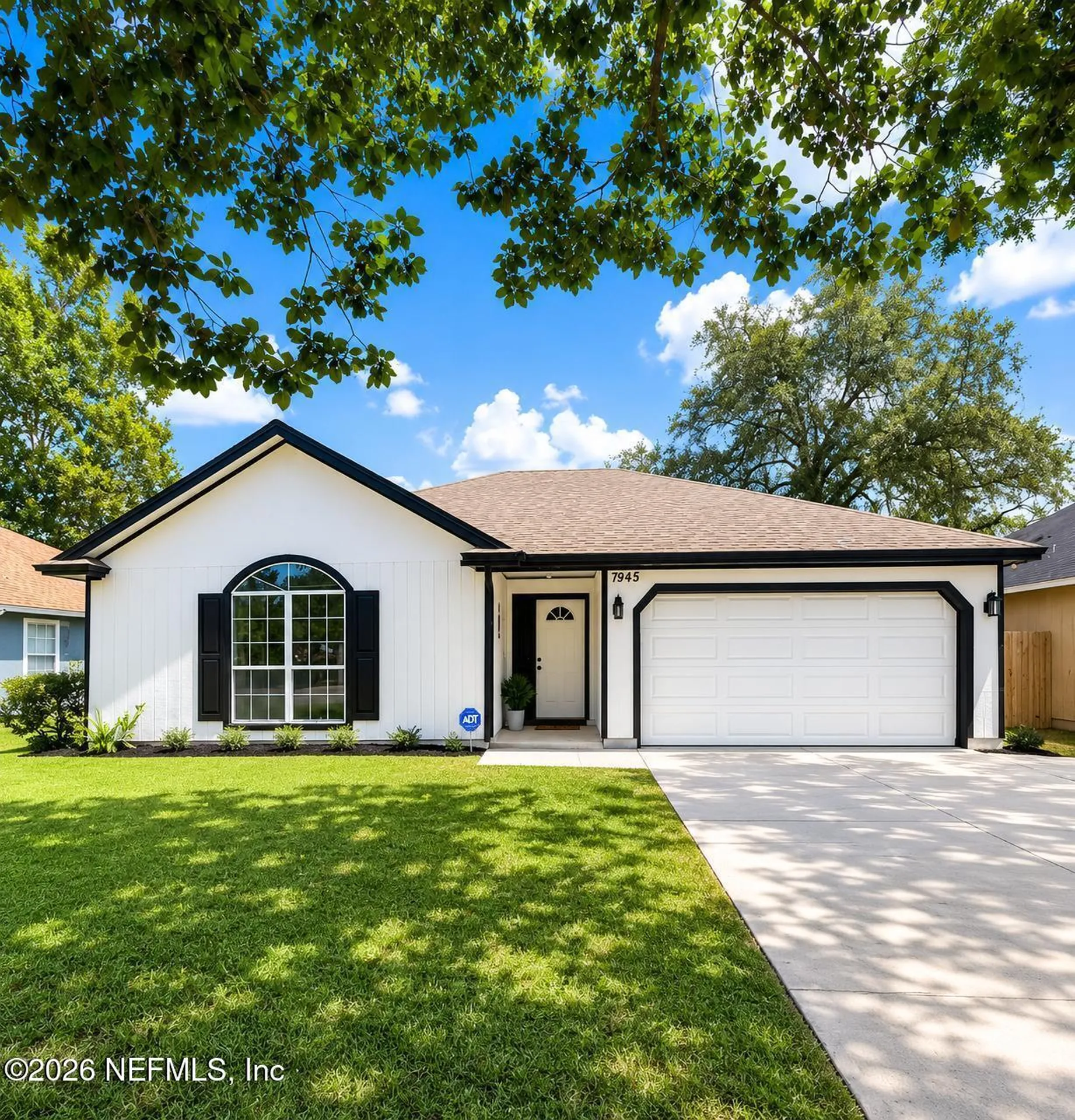 7945 Macinnes Dr Drive Jacksonville FL 32244
