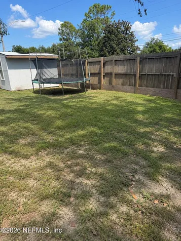 7945 Macinnes Dr Drive Jacksonville FL 32244