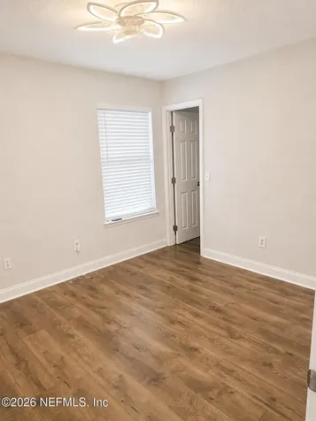 7945 Macinnes Dr Drive Jacksonville FL 32244