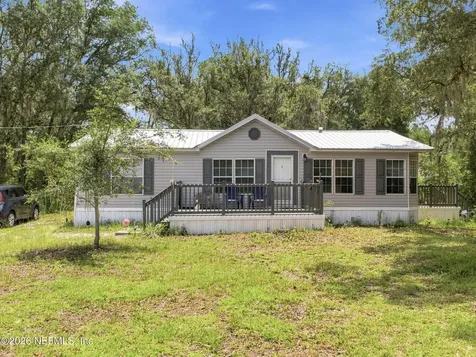 820 Selma Avenue Interlachen FL 32148