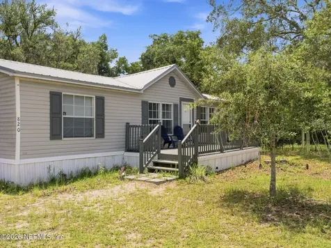 820 Selma Avenue Interlachen FL 32148