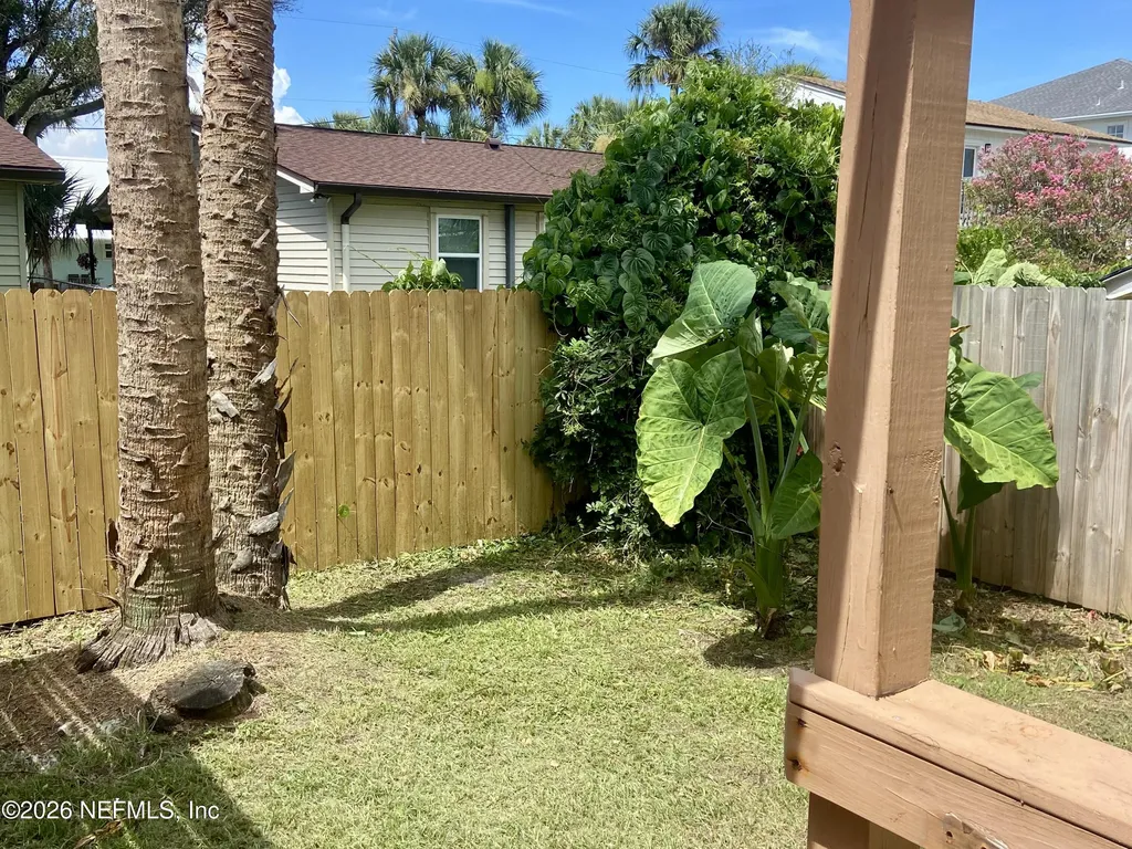 561 Upper 8th Avenue S Jacksonville Beach FL 32250