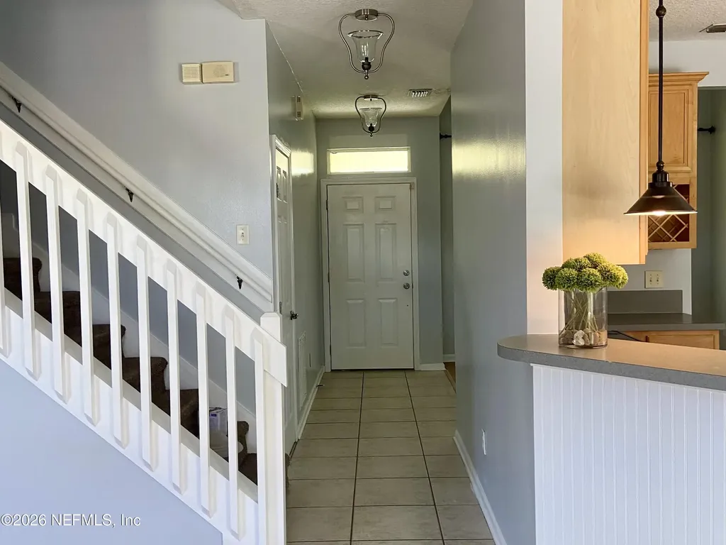 561 Upper 8th Avenue S Jacksonville Beach FL 32250