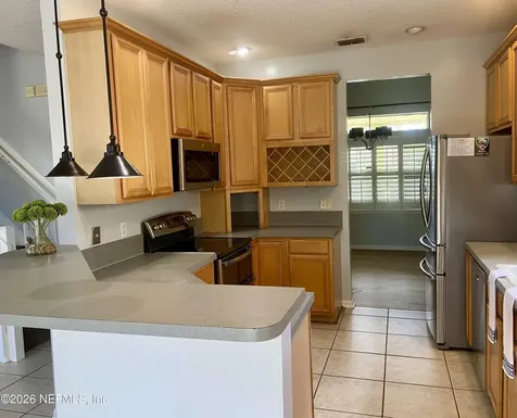 561 Upper 8th Avenue S Jacksonville Beach FL 32250