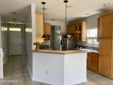 561 Upper 8th Avenue S Jacksonville Beach FL 32250