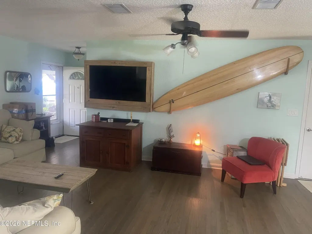 1104 5th Avenue N Jacksonville Beach FL 32250