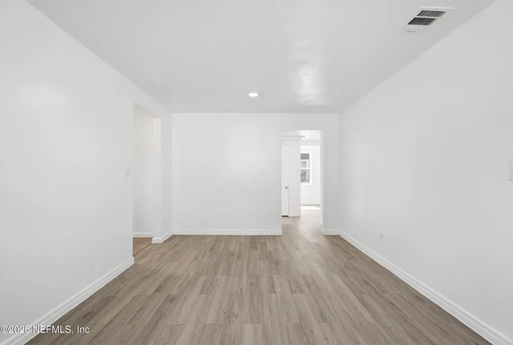 3267 Sunnybrook Avenue N Jacksonville FL 32254