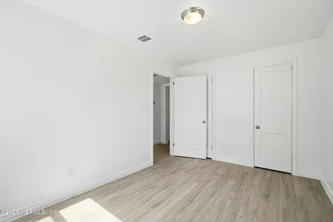 3267 Sunnybrook Avenue N Jacksonville FL 32254
