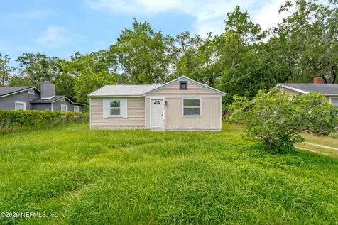 3267 Sunnybrook Avenue N Jacksonville FL 32254
