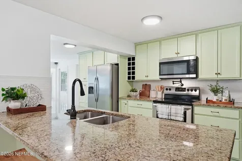 466 Mako Drive Atlantic Beach FL 32233
