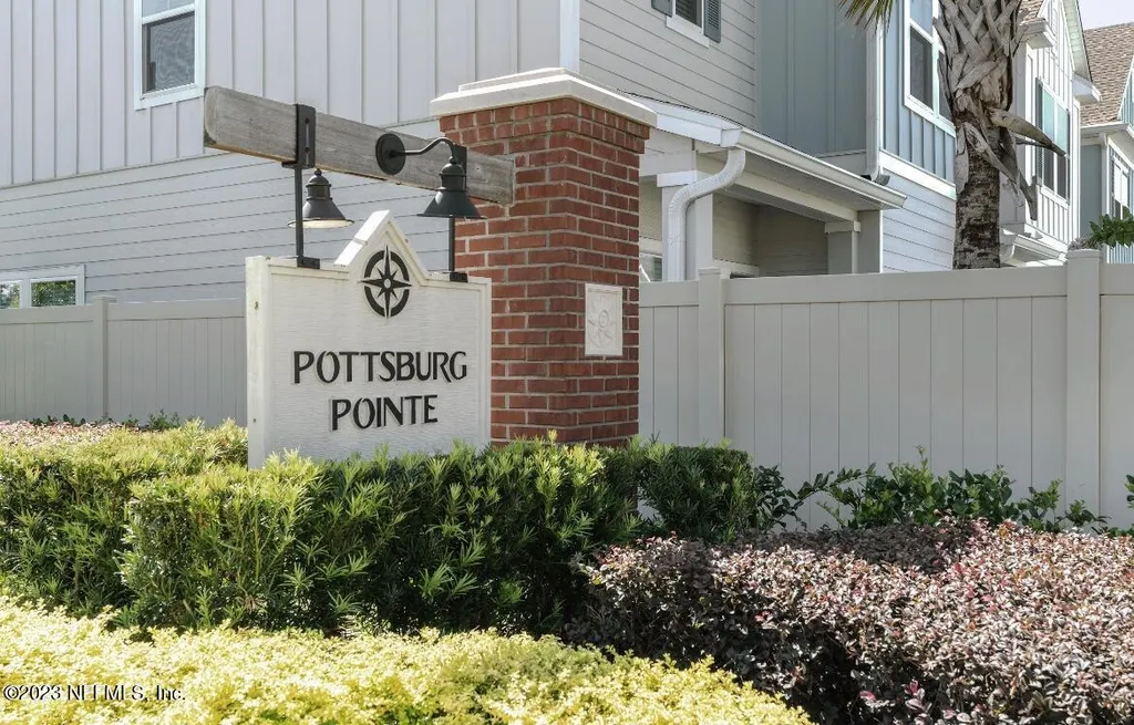 1682 Pottsburg Point Drive Jacksonville FL 32207