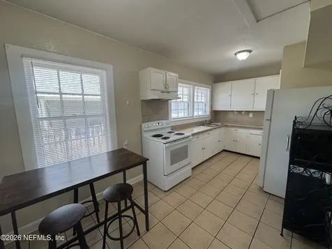 8277 Cheryl Ann Lane Jacksonville FL 32244