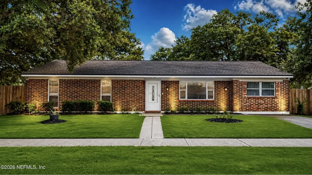 8174 Spring Lake Road N Jacksonville FL 32210