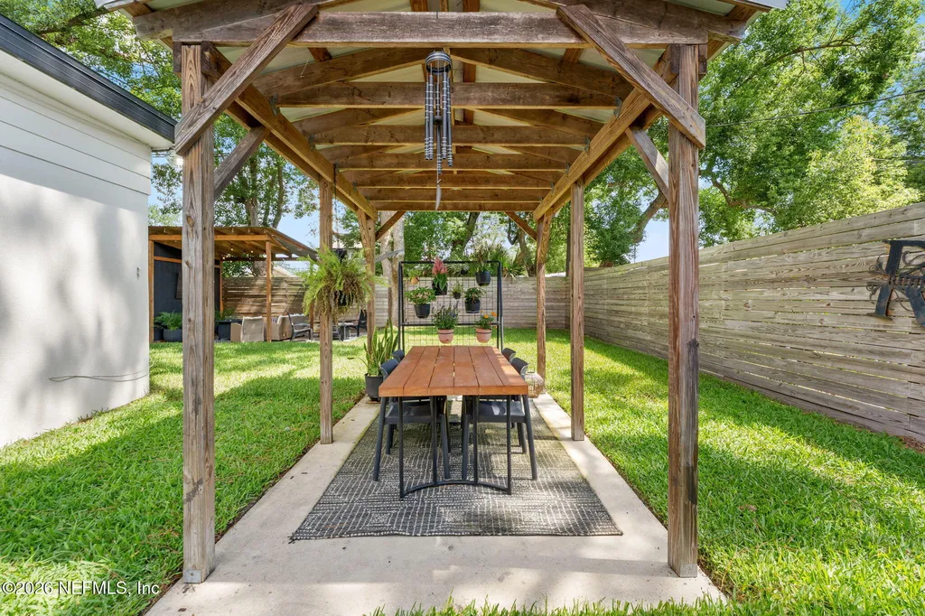 4333 Genoa Avenue Jacksonville FL 32210