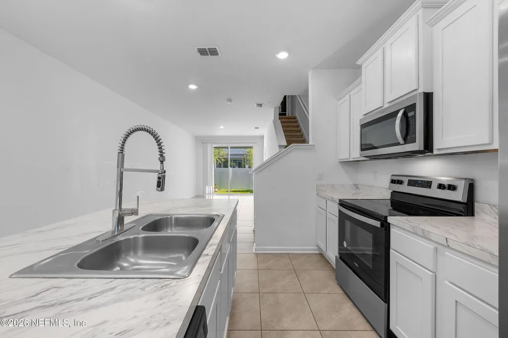 8337 Asteroid Street Jacksonville FL 32256