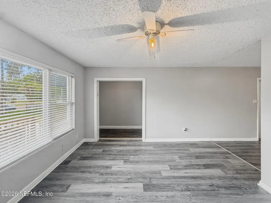 10453 Biscayne Boulevard Jacksonville FL 32218