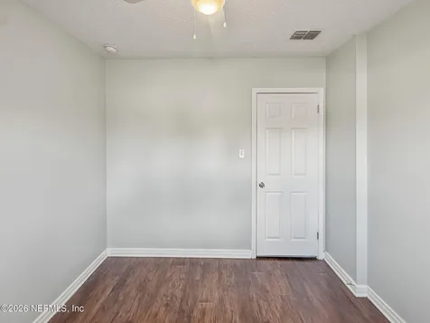 10453 Biscayne Boulevard Jacksonville FL 32218