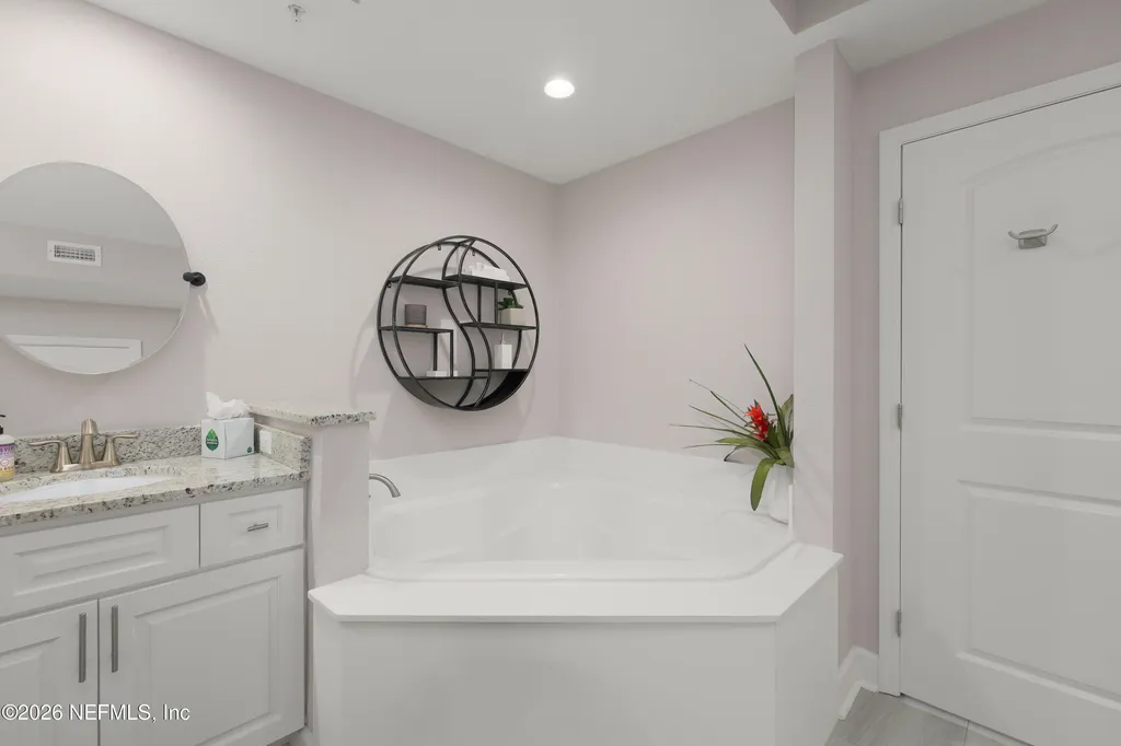3958 Baymeadows Road Jacksonville FL 32217