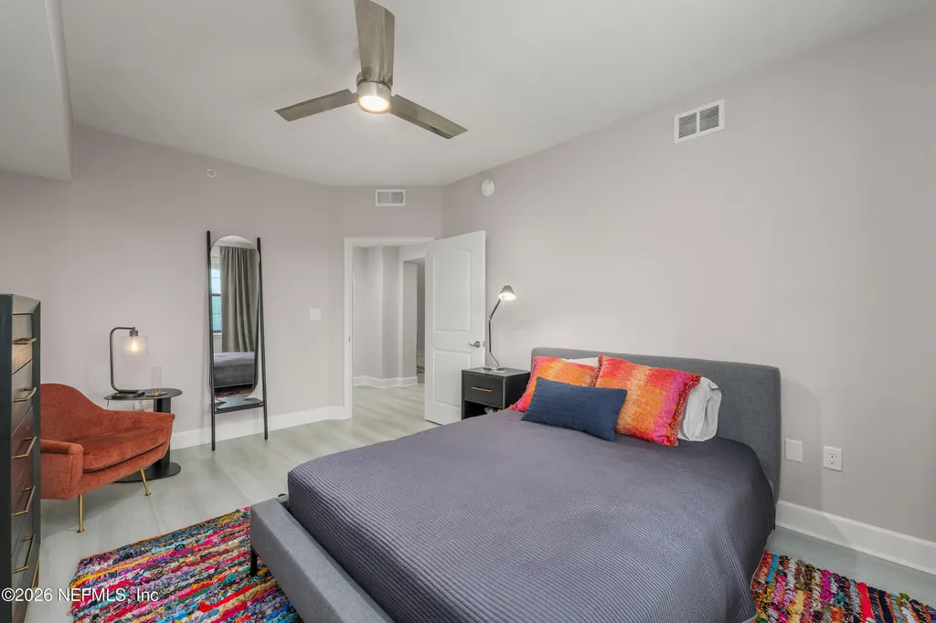 3958 Baymeadows Road Jacksonville FL 32217