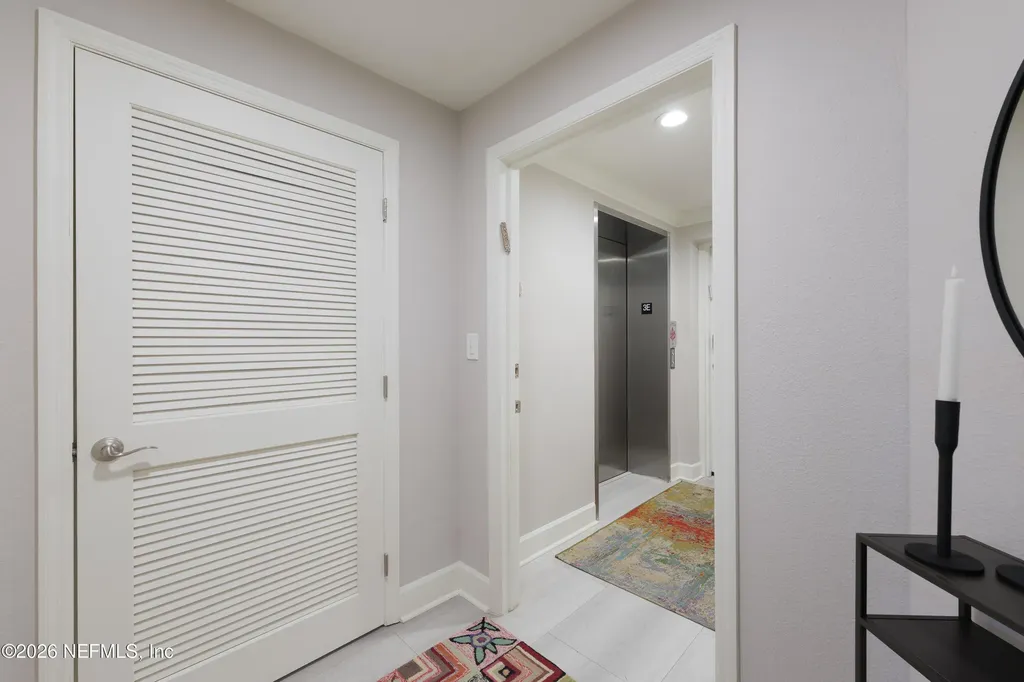 3958 Baymeadows Road Jacksonville FL 32217