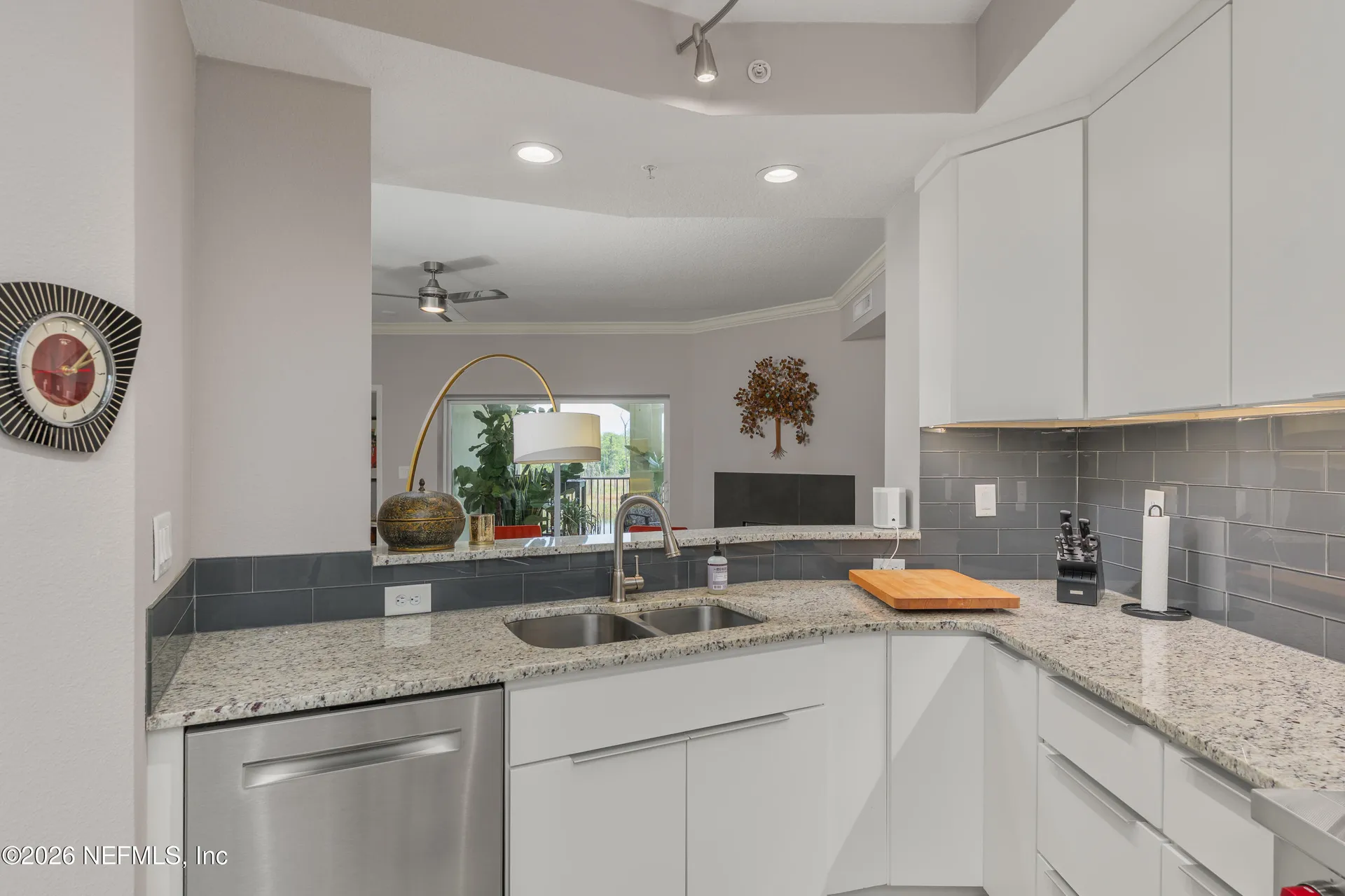 3958 Baymeadows Road Jacksonville FL 32217