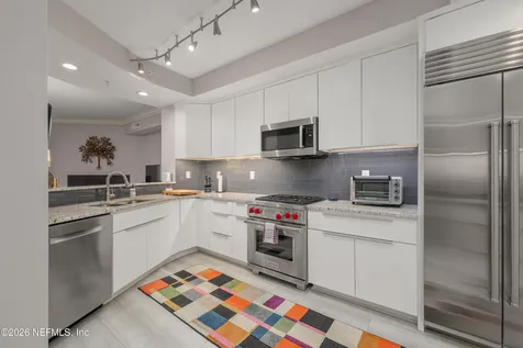 3958 Baymeadows Road Jacksonville FL 32217