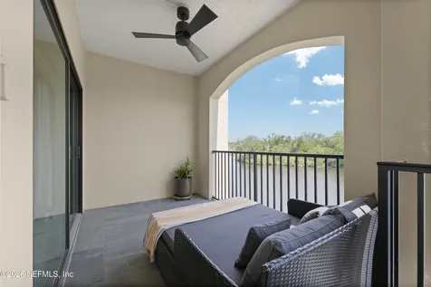 3958 Baymeadows Road Jacksonville FL 32217