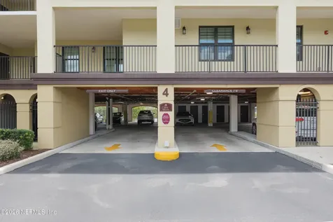 3958 Baymeadows Road Jacksonville FL 32217