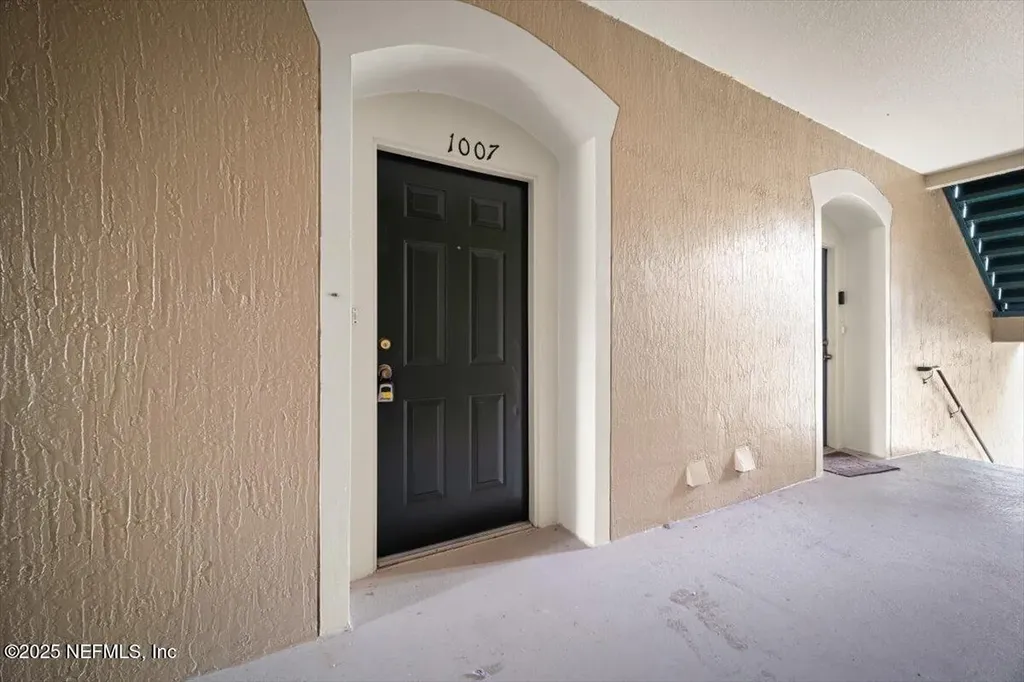 7990 Baymeadows Road E Jacksonville FL 32256