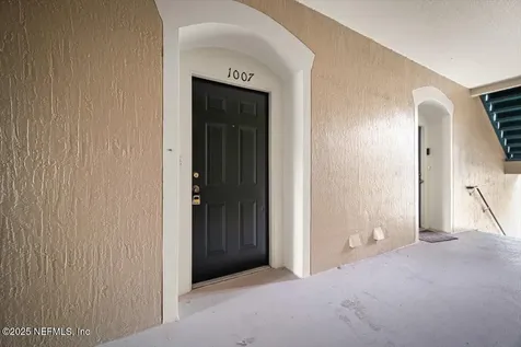 7990 Baymeadows Road E Jacksonville FL 32256