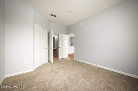7990 Baymeadows Road E Jacksonville FL 32256