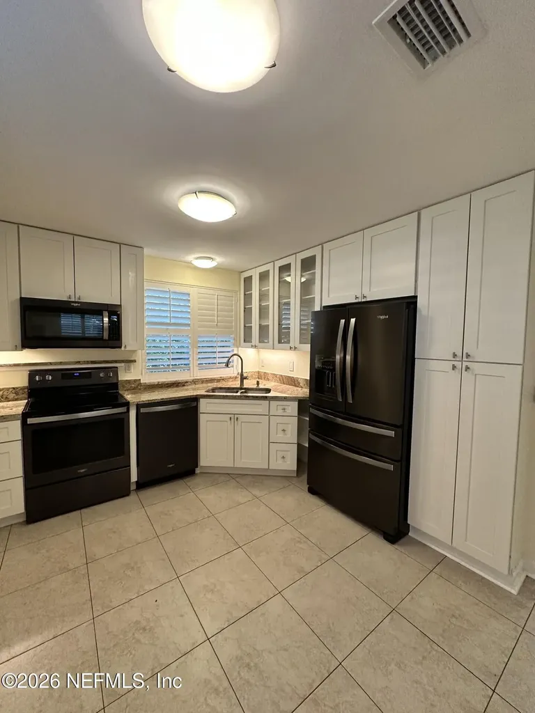 370 1st Street Atlantic Beach FL 32233