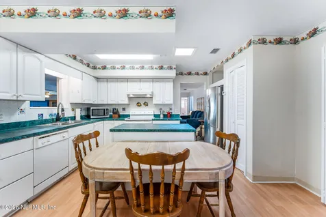 7307 Maple Tree Drive Jacksonville FL 32277