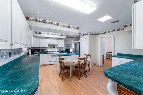 7307 Maple Tree Drive Jacksonville FL 32277