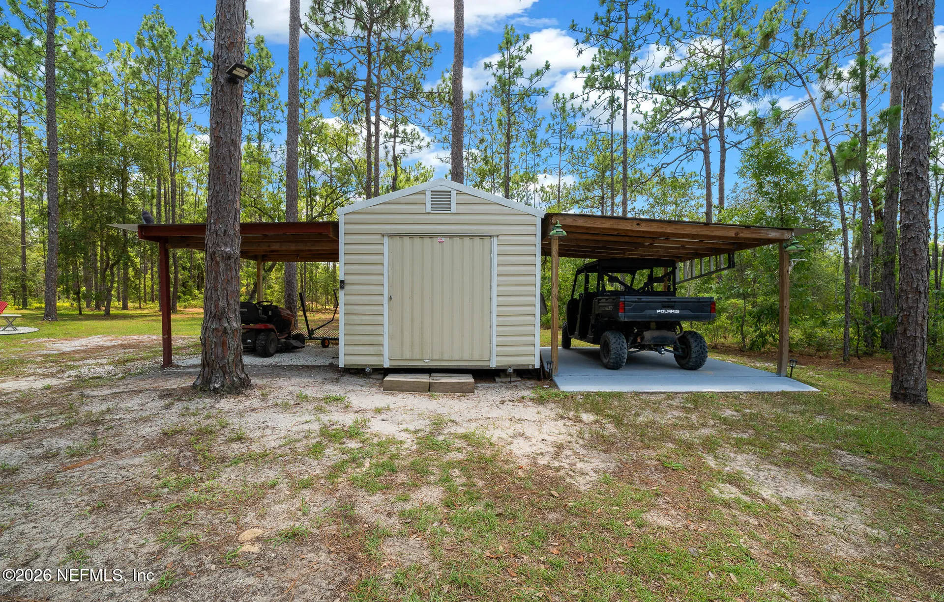 105 Buck Run Trail Hawthorne FL 32640