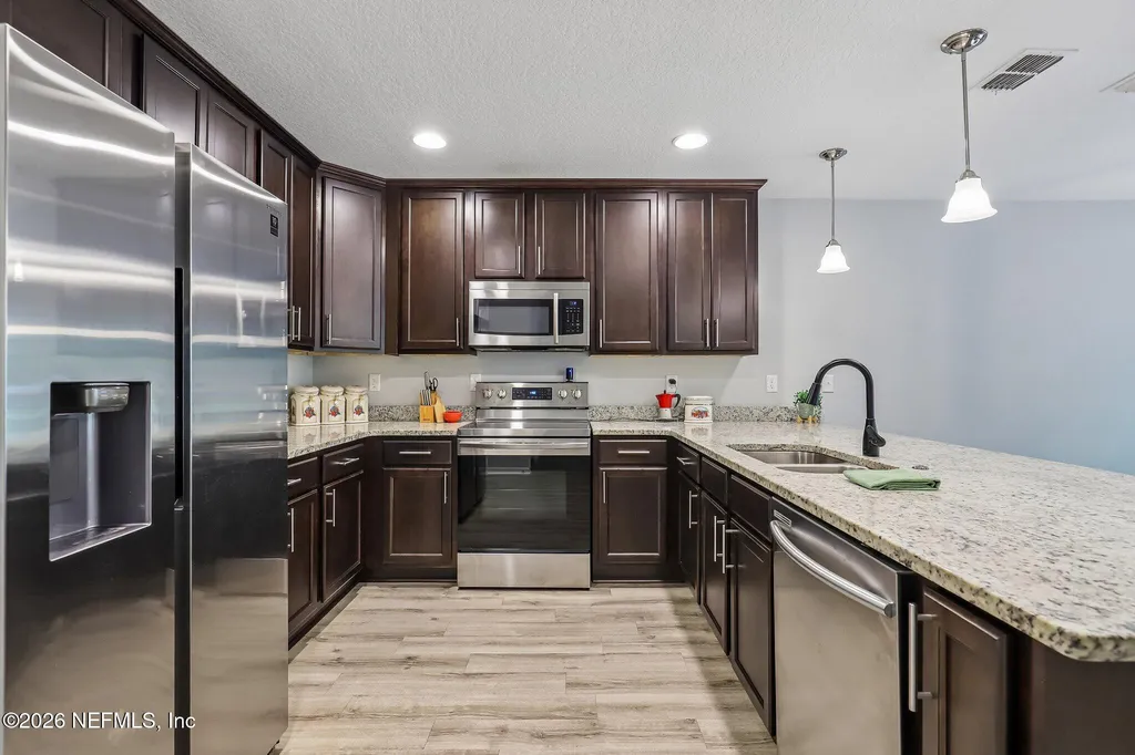 1609 Derito Drive Jacksonville FL 32221