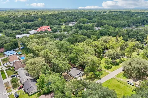 1609 Derito Drive Jacksonville FL 32221