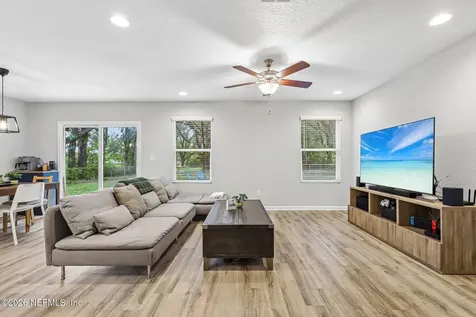 1609 Derito Drive Jacksonville FL 32221