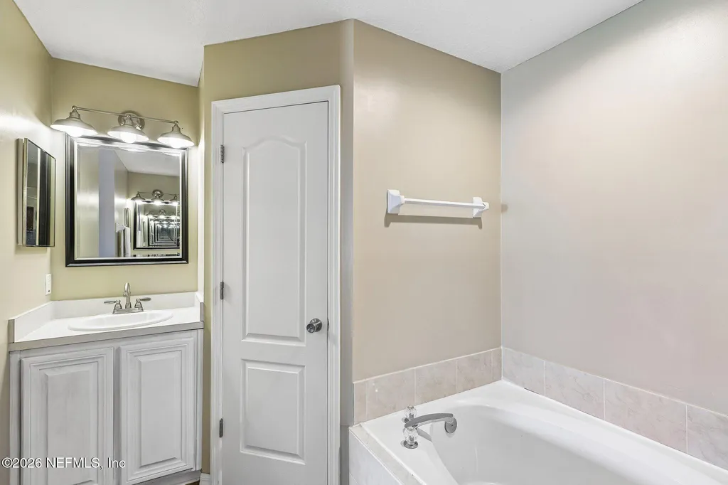 3178 Wavering Lane Middleburg FL 32068