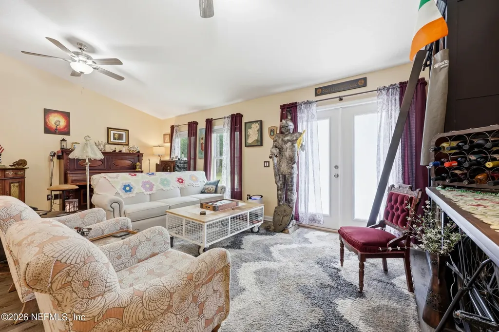 4405 Susan Street Hastings FL 32145