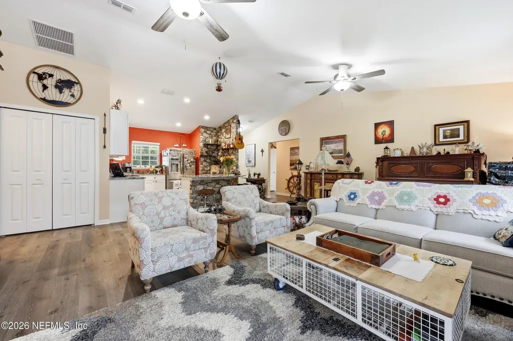 4405 Susan Street Hastings FL 32145