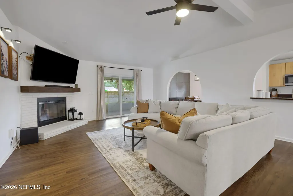 1640 Troy Lynn Trail Jacksonville FL 32225