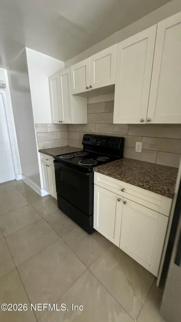 1042/1052 Maynard Street Jacksonville FL 32208
